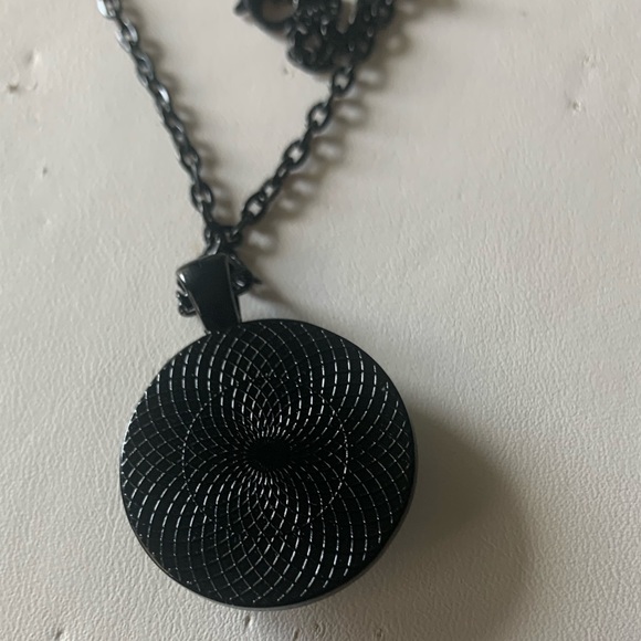 Necklace books - Picture 3 of 5